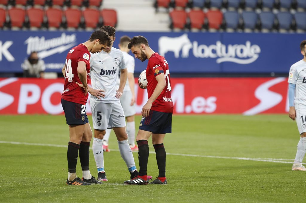 Osasuna v Valencia