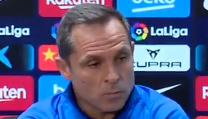Sergi Barjuan of FC Barcelona