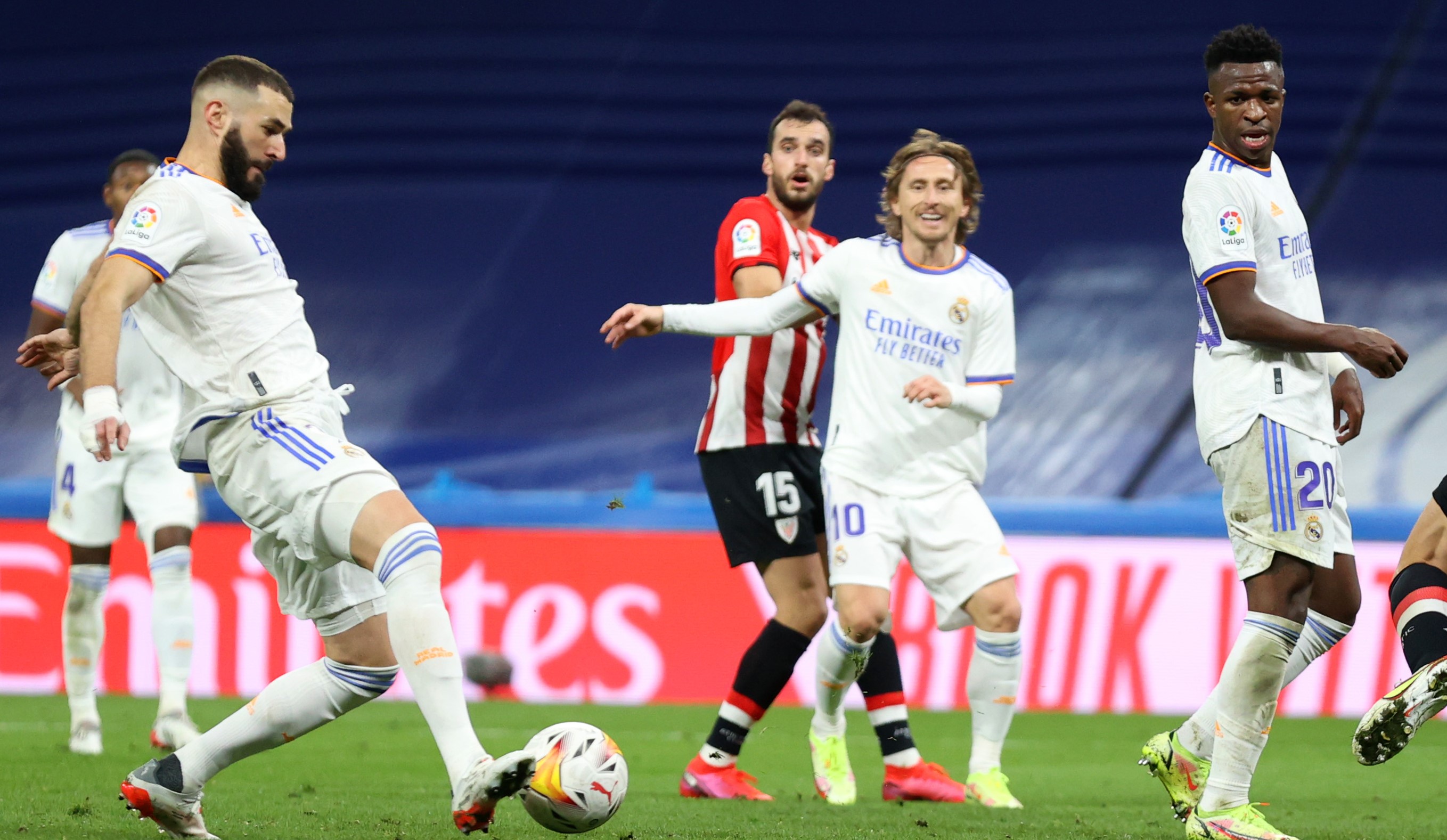 Karim Benzema scores for Real Madrid