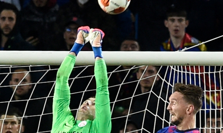 Inaki Peña of Barcelona