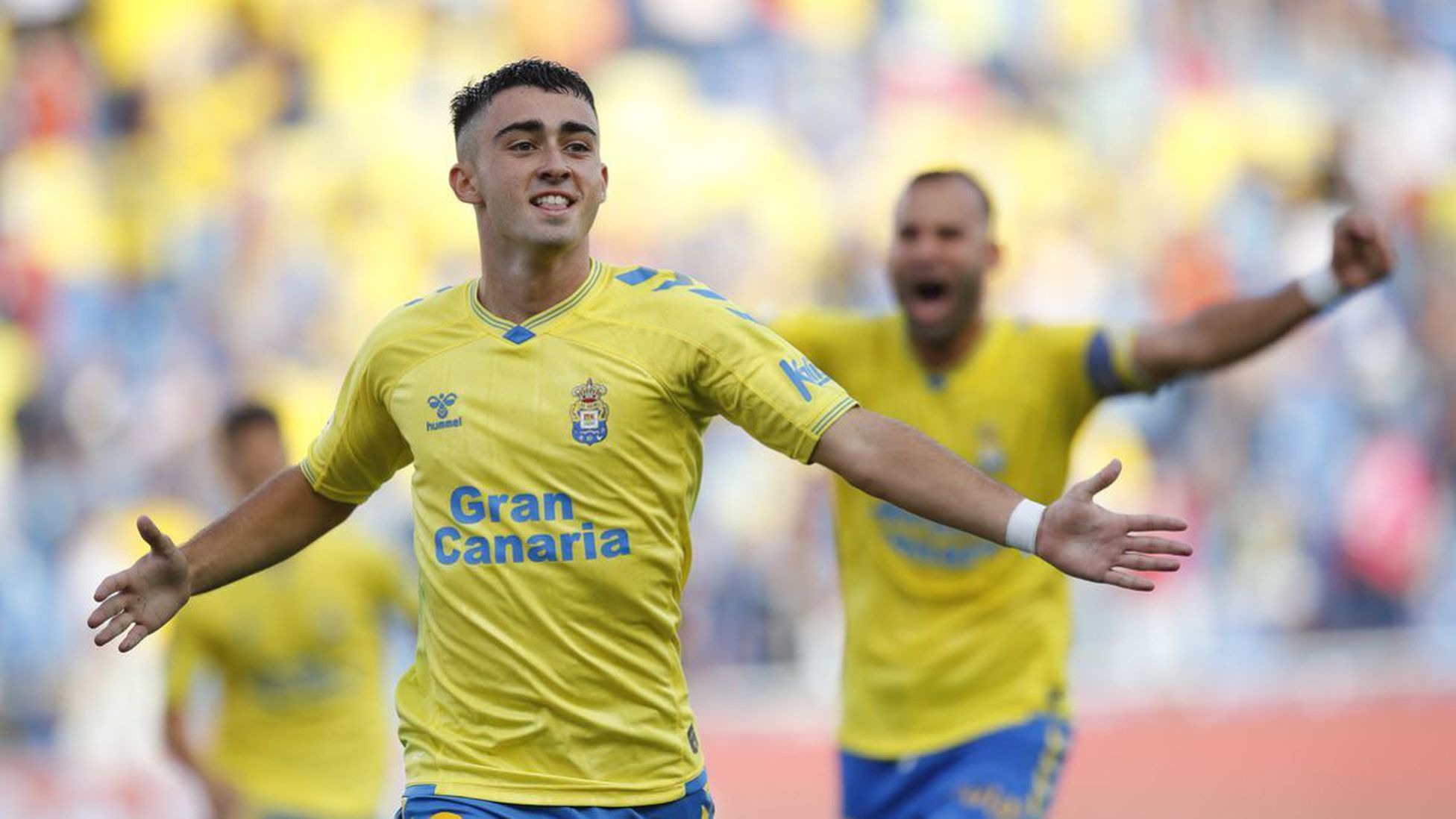 Barcelona risk release clause of Las Palmas starlet doubling