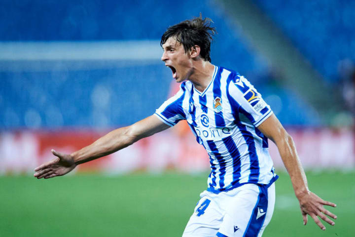Fiorentina tipped to move for Real Sociedad centre-back Robin Le Normand