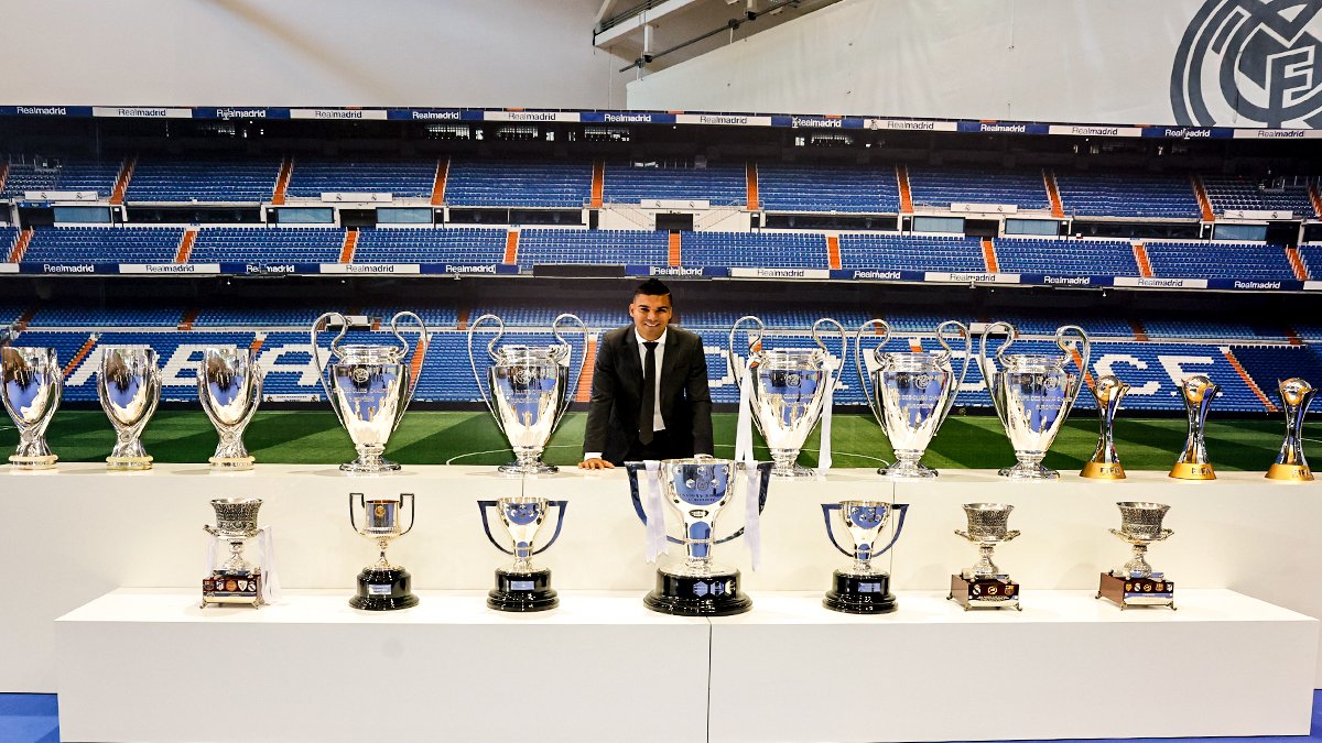 Casemiro departs Real Madrid