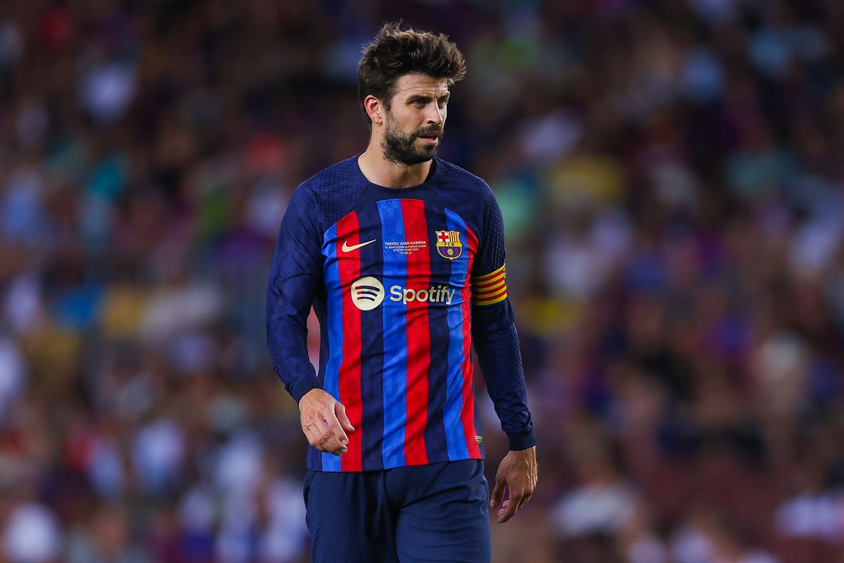 Gerard Pique linked with shock move to Barcelona rivals in January