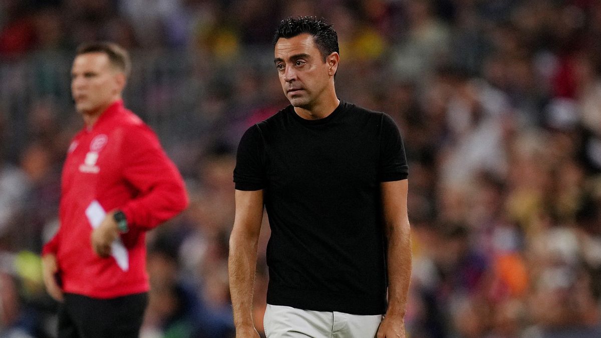 Xavi Hernandez outlines Lionel Messi and one other target as priorities for Barcelona transfer window