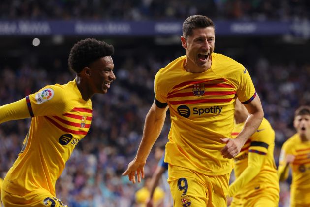 Alejandro Balde and Robert Lewandowski