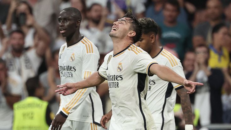 Real Madrid return to winning ways in La Liga with comfortable victory over Las Palmas