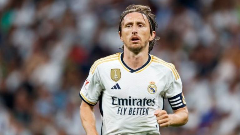 Dinamo Zagreb offer Luka Modric shock return in 2024