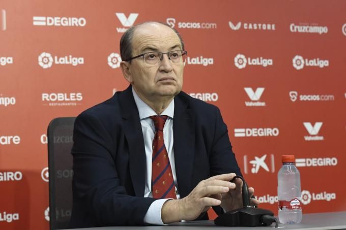 Offices of Sevilla President vandalised with threatening graffiti, predecessor accused of inciting acts