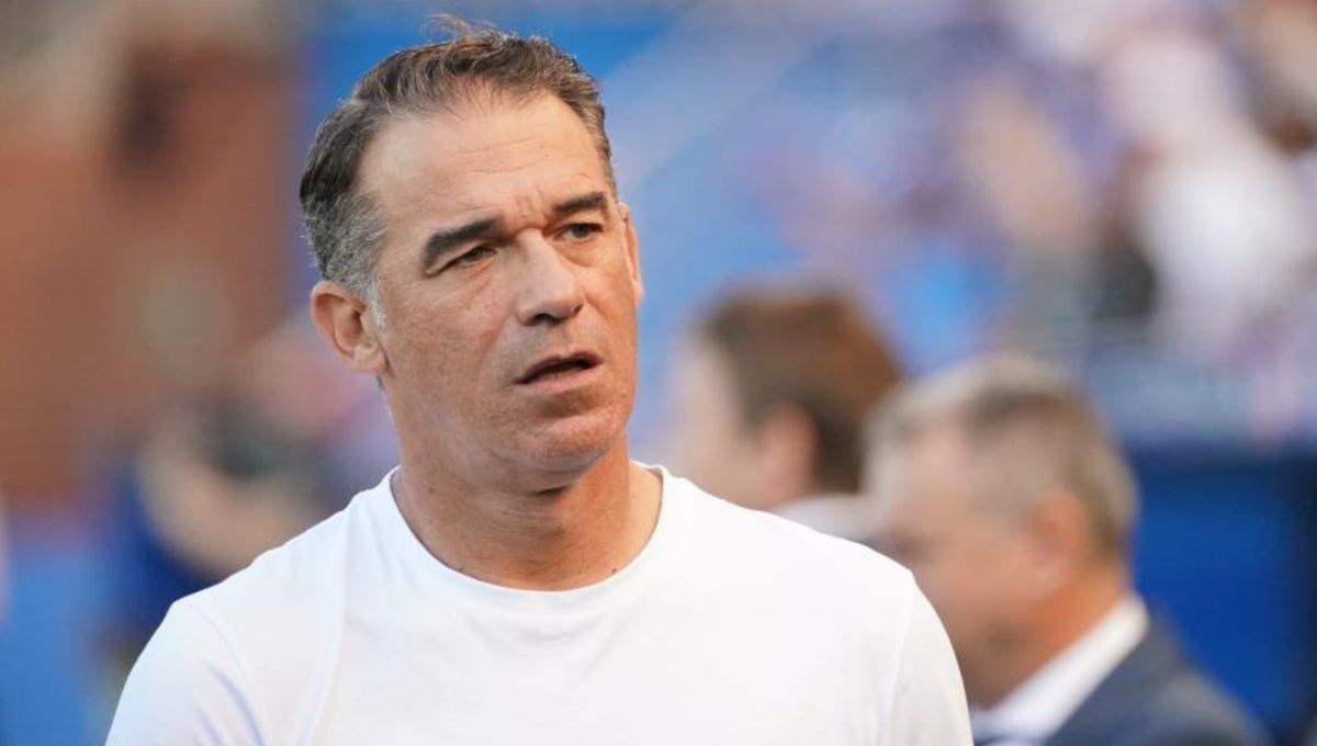 Luis Garcia Plaza while in charge at Alaves.