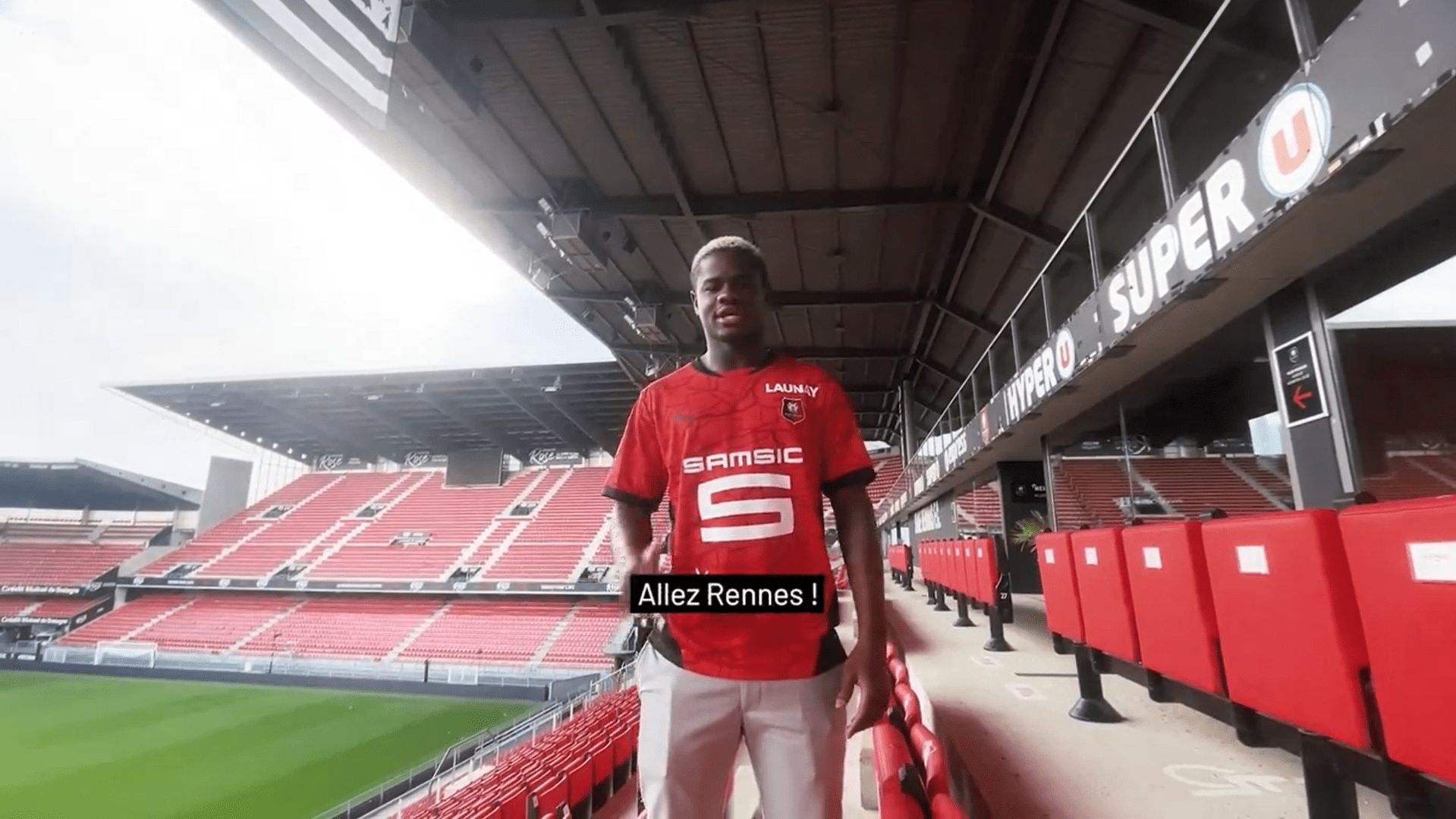 Faye signs for Rennes