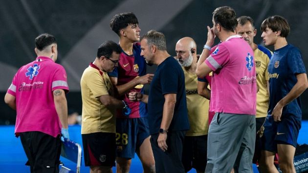 Marc Bernal goes off injured.