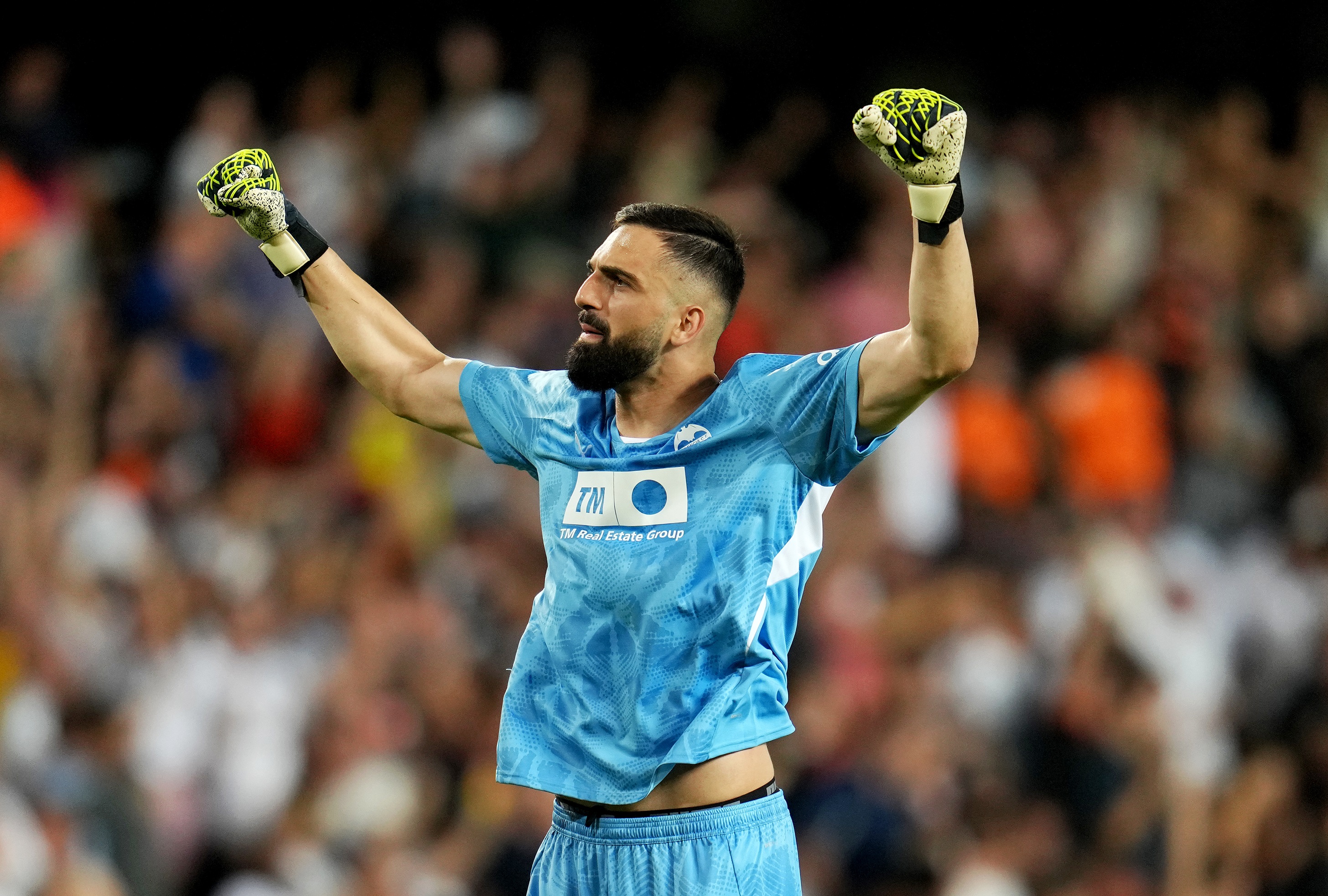 Mamardashvili celebrates.