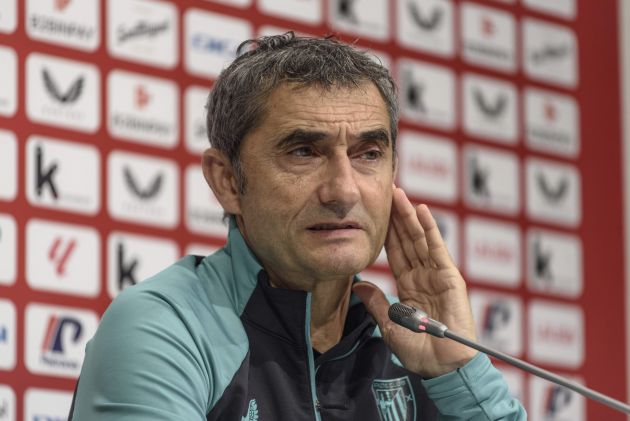 Valverde during a press conference.