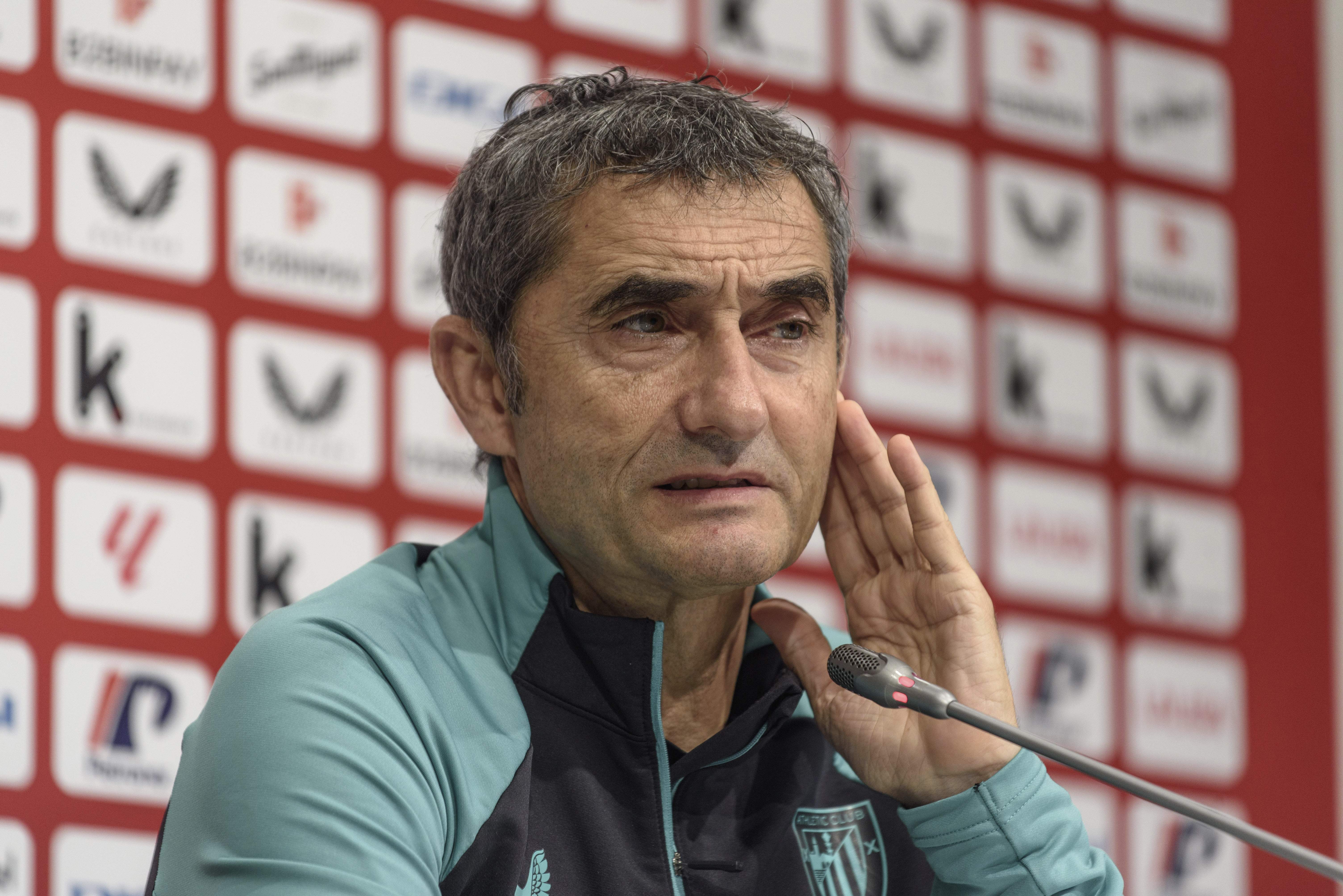 Valverde during a press conference.