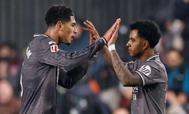 Bellingham congratulates Rodrygo.