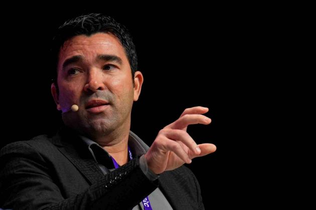 Deco speaks on Nico Williams decision to remain at Athletic.