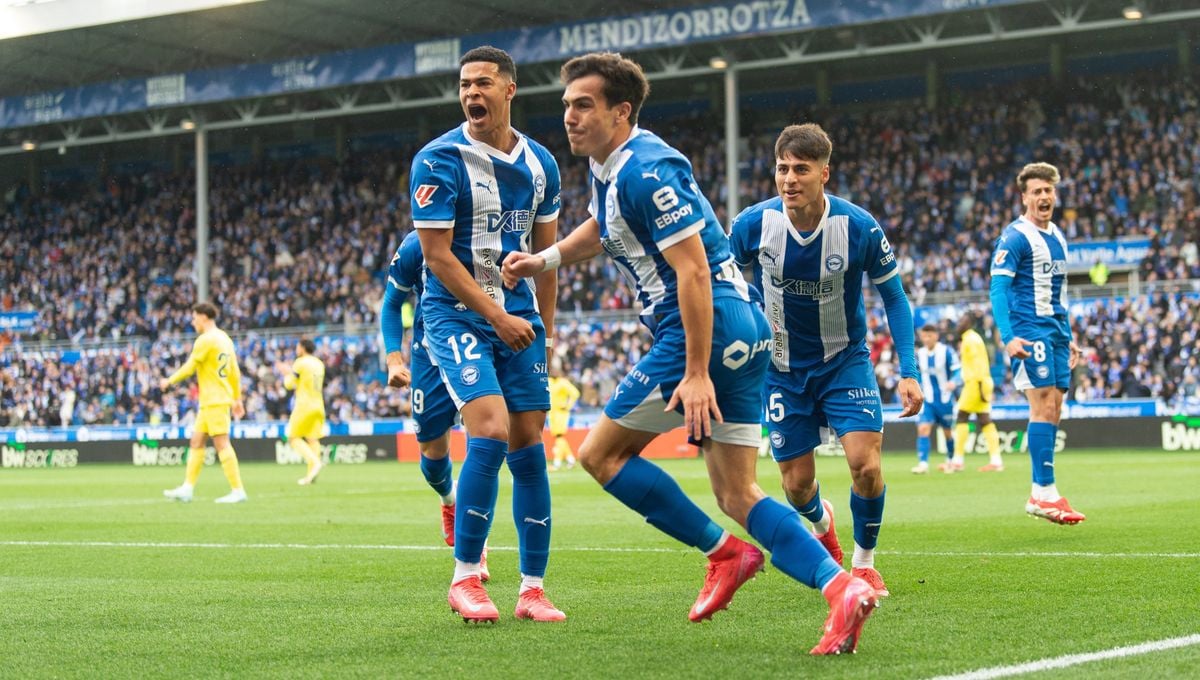 Manu Sanchez celebrates the winner over Villarreal