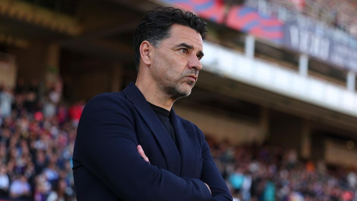 Michel contemplates a Girona defeat.