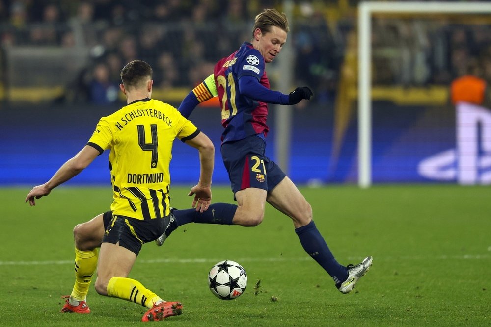 De Jong takes on Schlotterbeck