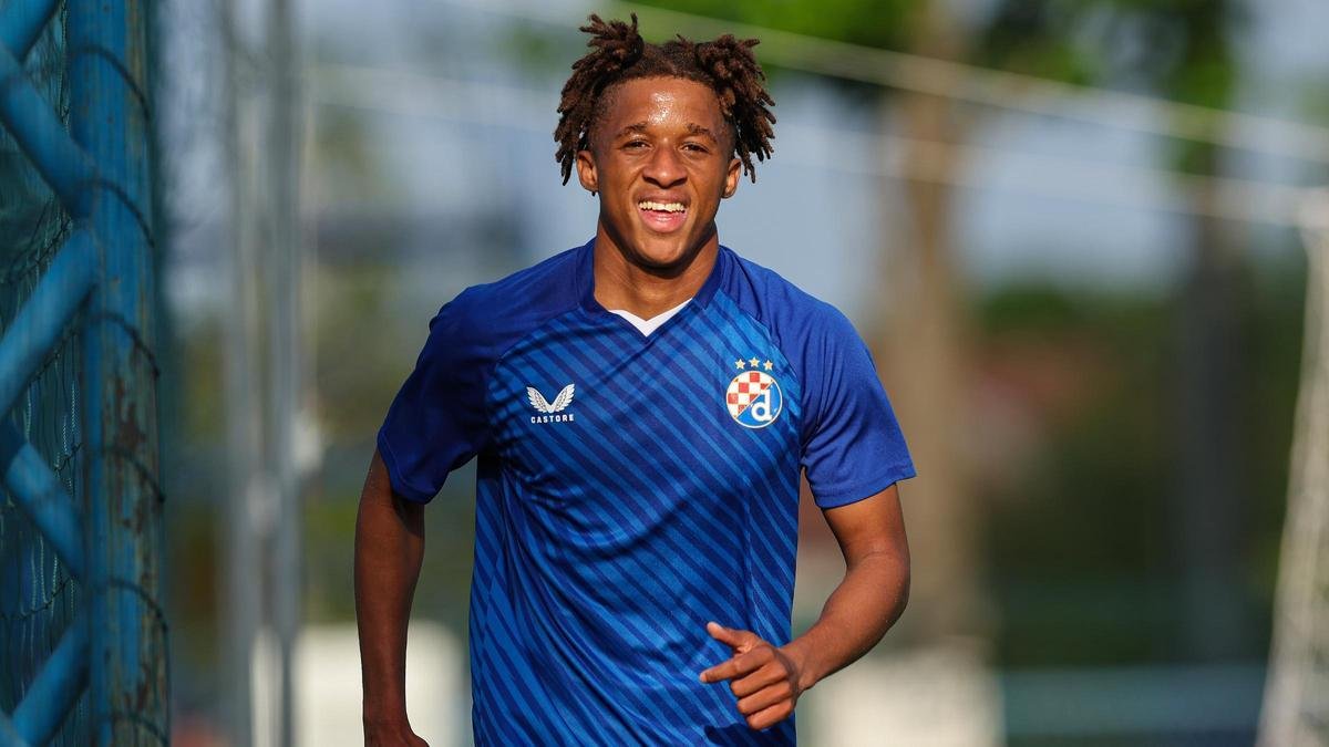 Varela has been heavily linked with a move to Barcelona.