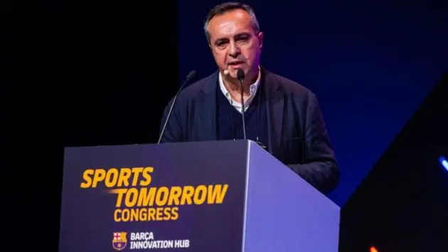 Araujo leaves Barcelona with his head held high.