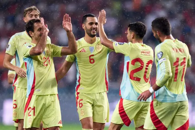 Spain celebrate their win over Turkiye.
