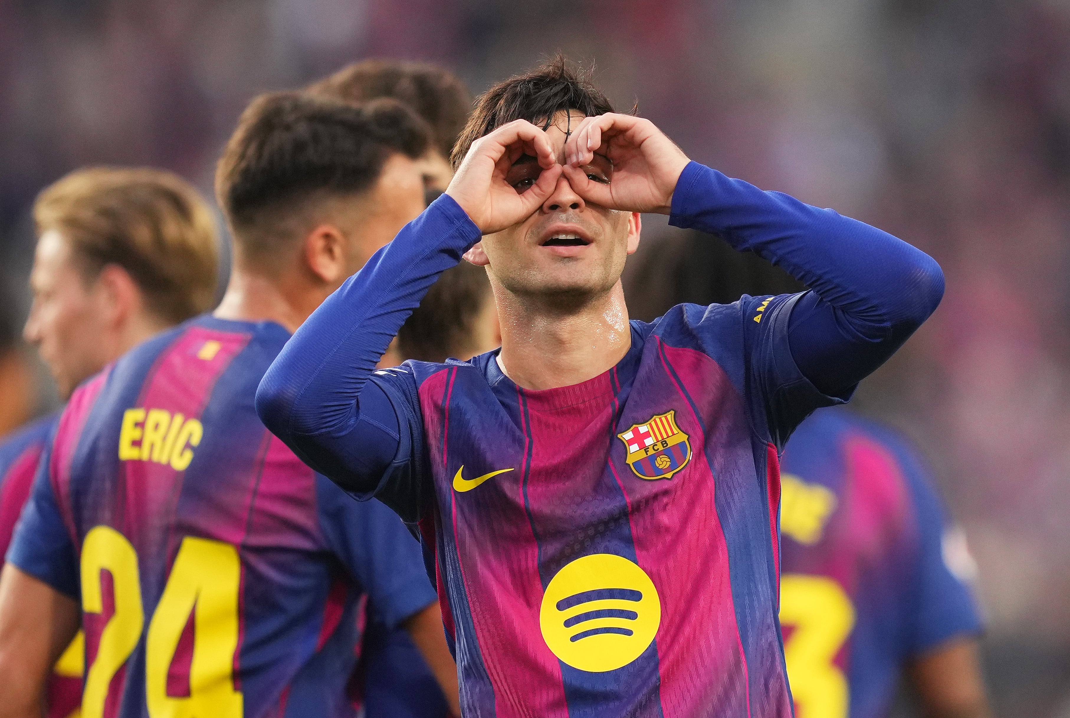 Pedri could return against Alaves.