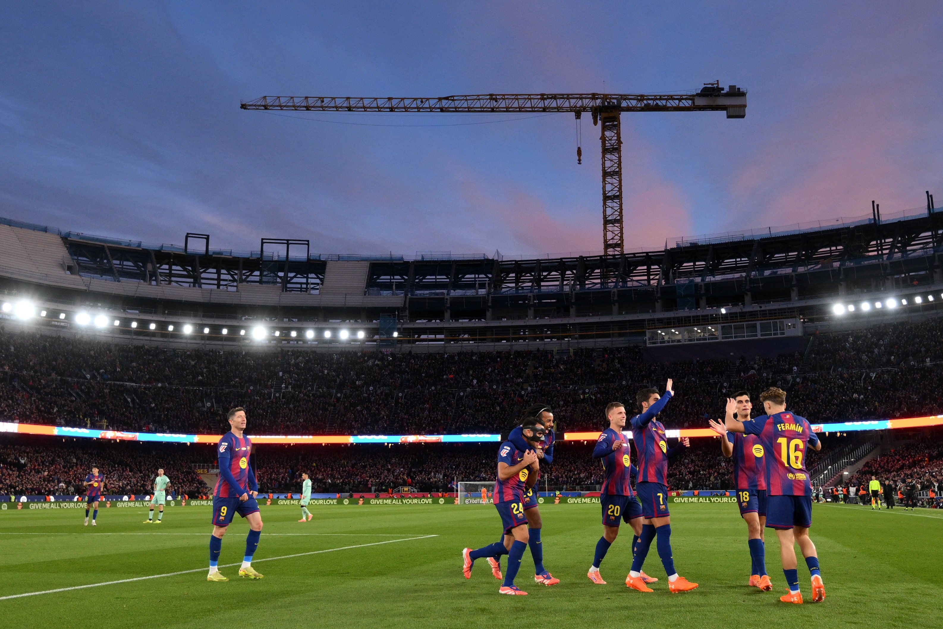 Barcelona returned to Camp Nou against Athletic Club.