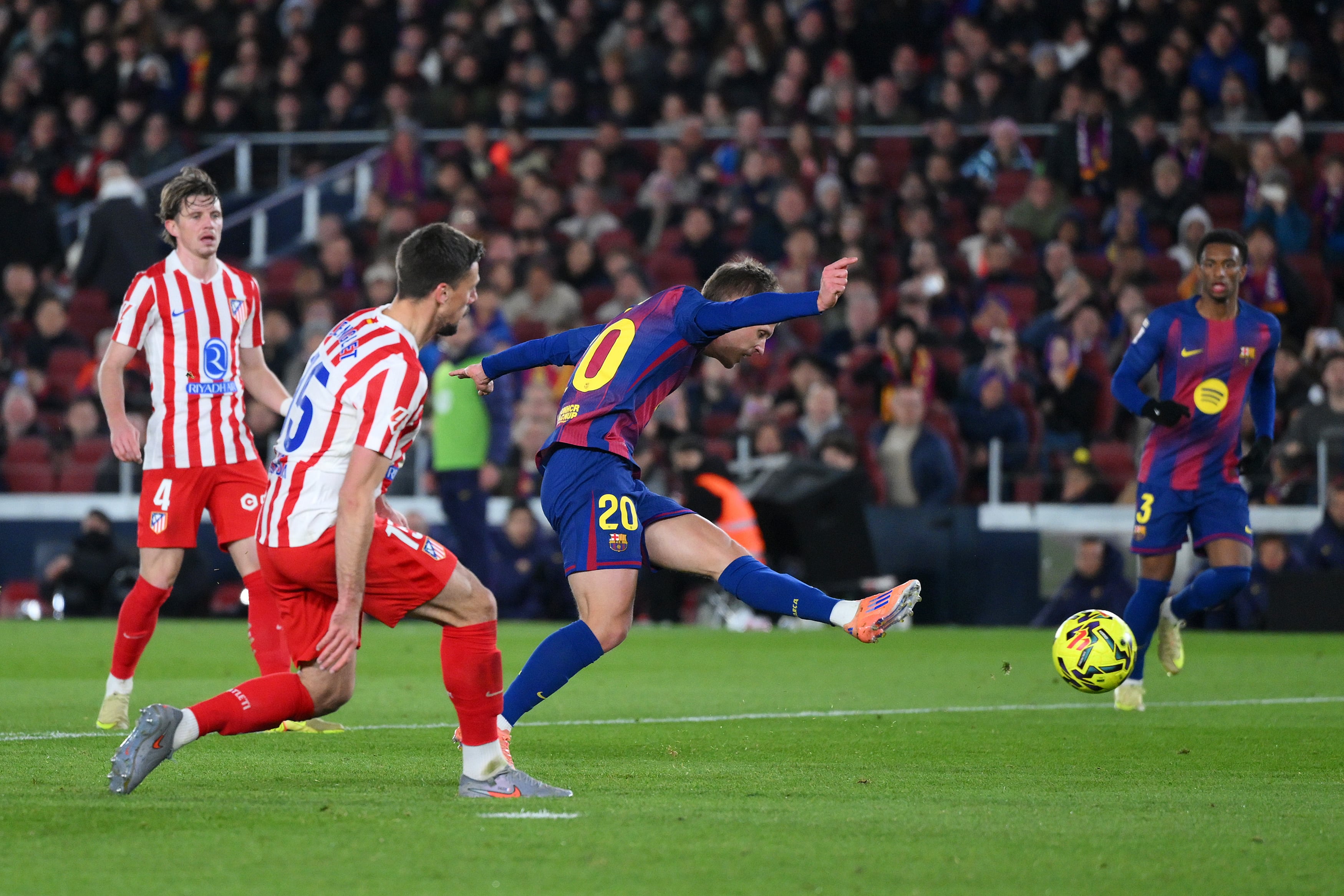 Olmo scores the winner for Barcelona.