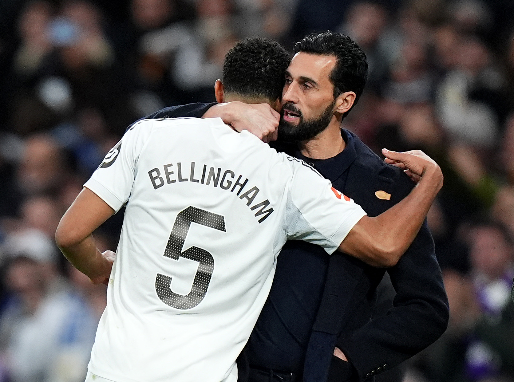Bellingham in conversation with Arbeloa.