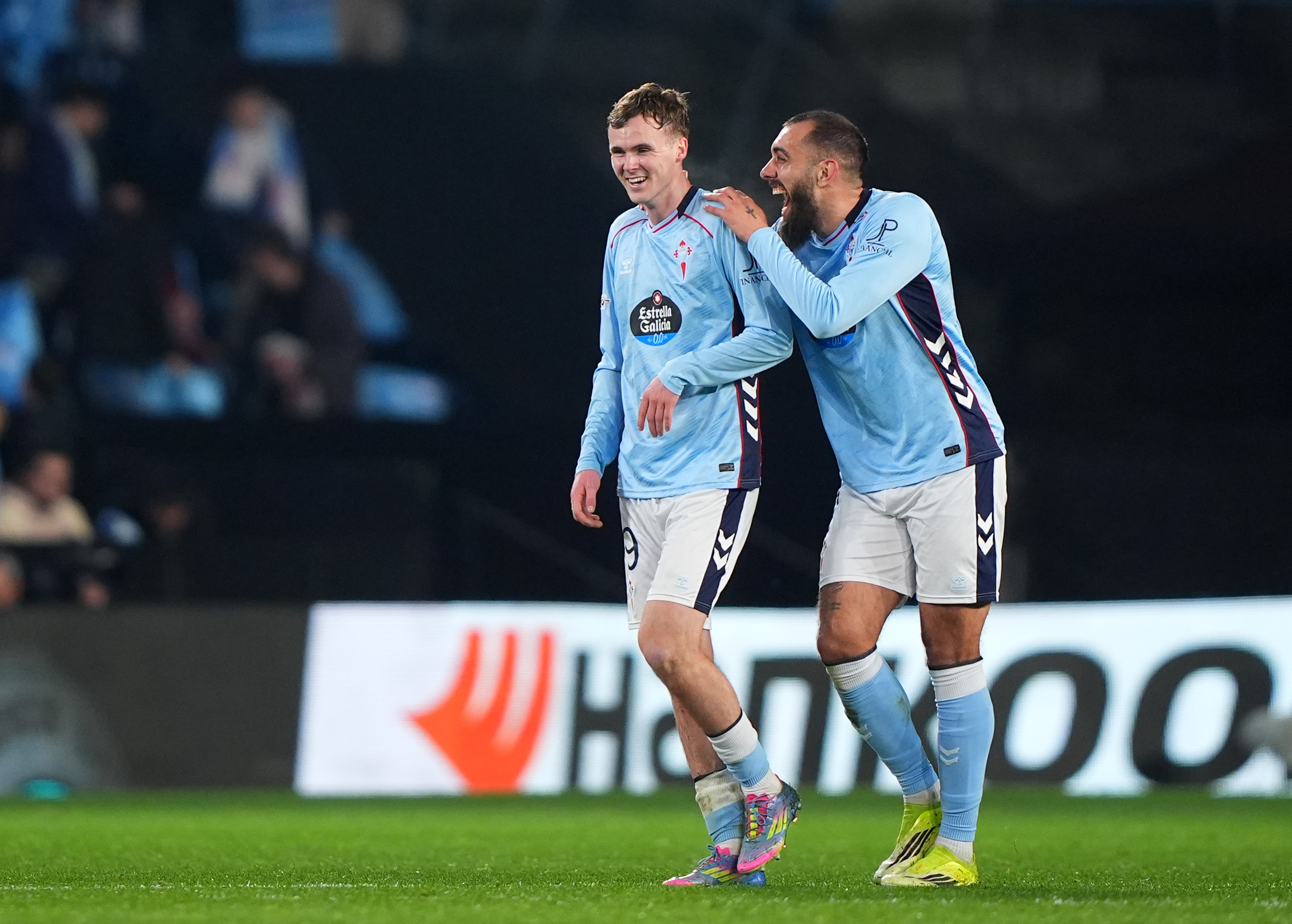Celta secure progress to the Round of 16 in the Europa League.